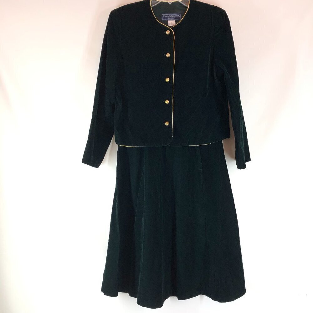 Norton McNaughton Green And Gold Velvety Skirt Suit Size 6 top Size 8 Skirt